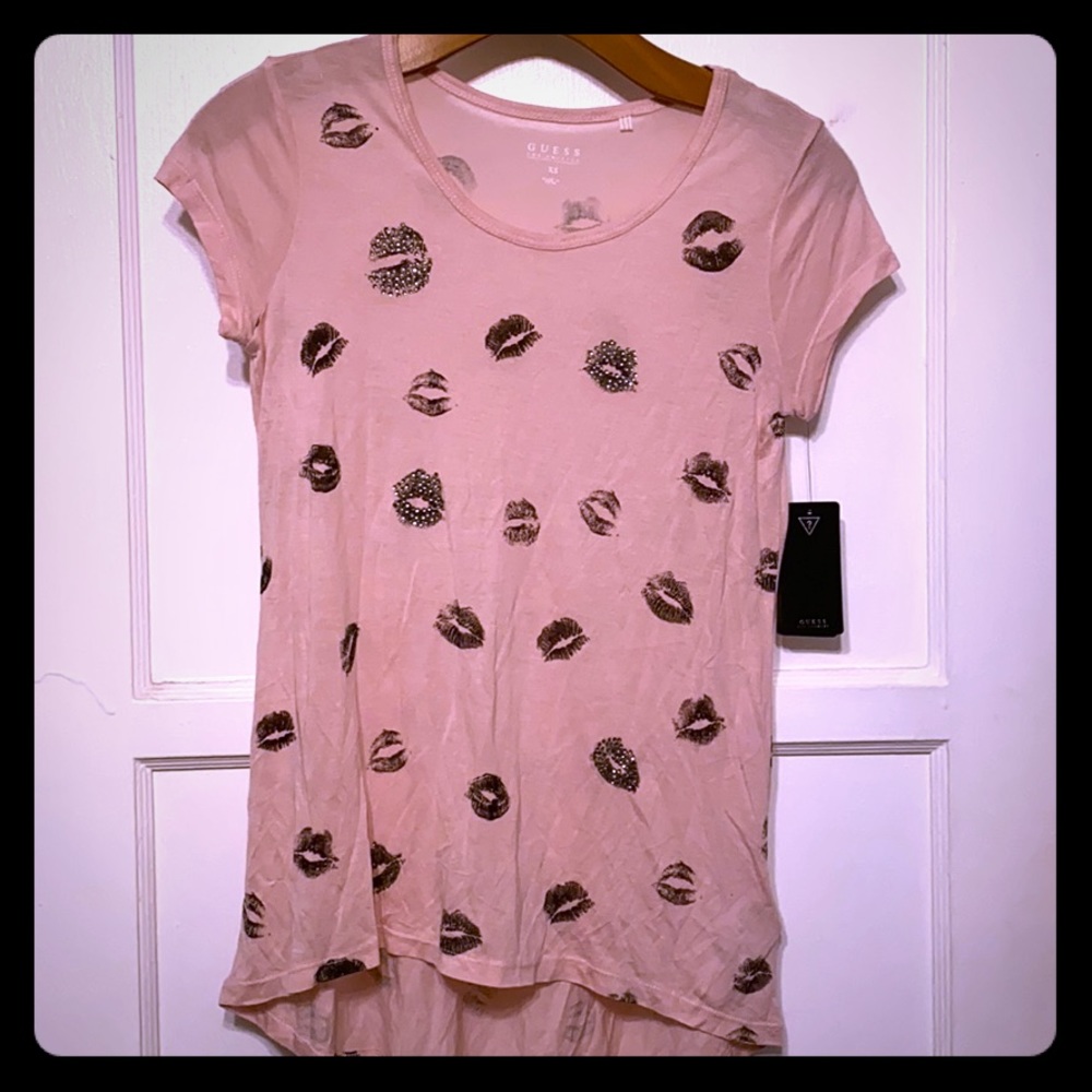 NWT Guess Rhinestone Kiss T-shirt